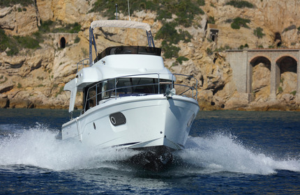 Beneteau Swift Trawler 35