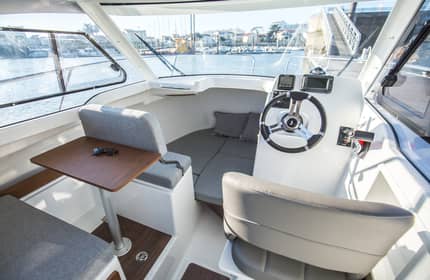 Beneteau Antares 6