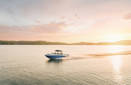 Sea Ray SPX 230 Outboard