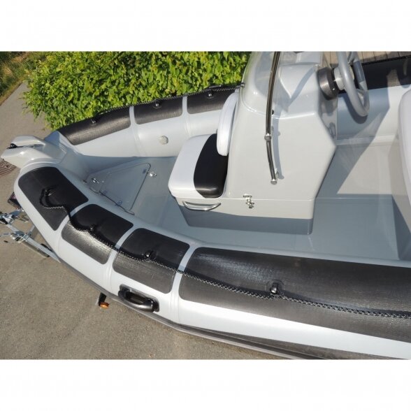 Inflatable RIB boat Adventure Vesta V-450 9