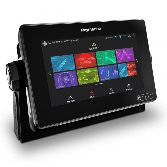 Raymarine AXIOM 7 DV - 7" chartplotter with DownVision, 600 V sonar 1